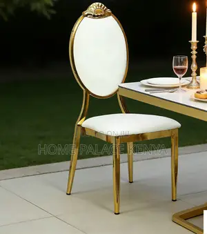 Event Chair: Durable Gold Plated Oval Back Dining Chair