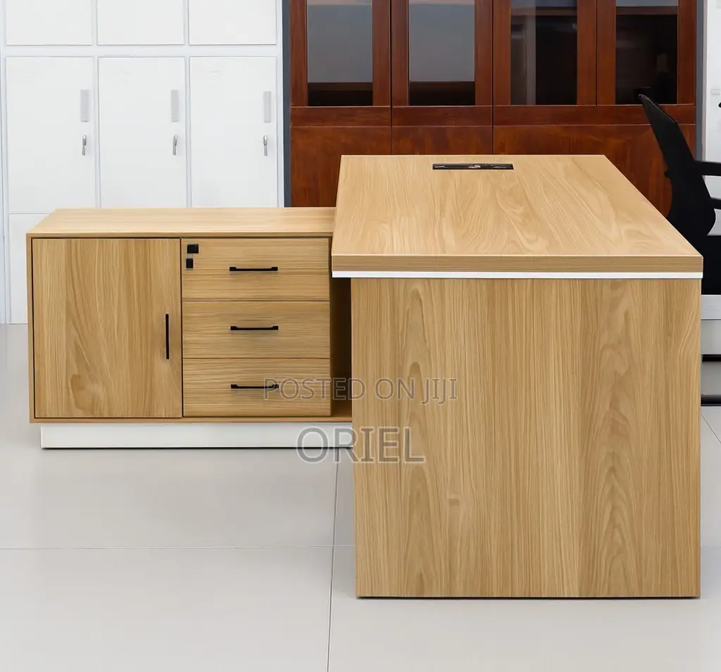 Office Desk : 1.6m Executive Brown Office Desk
