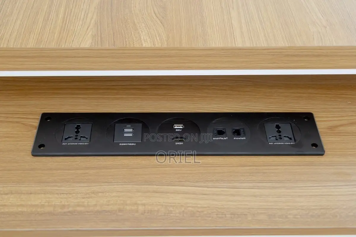 Office Desk : 1.6m Executive Brown Office Desk