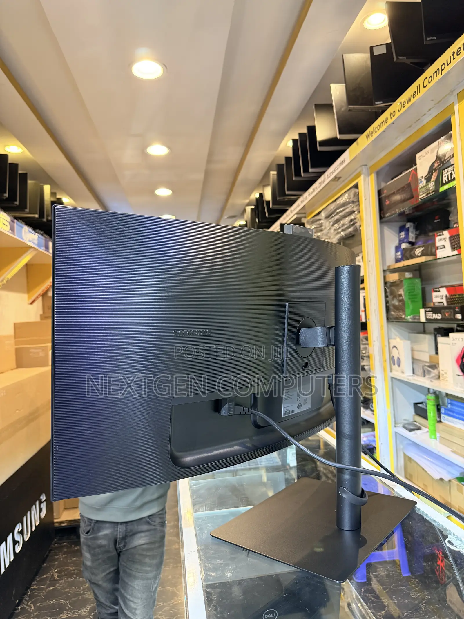Samsung 34” S6 Ls34c650vamxue Uwqhd 1000r Curved Usb-C Monitor