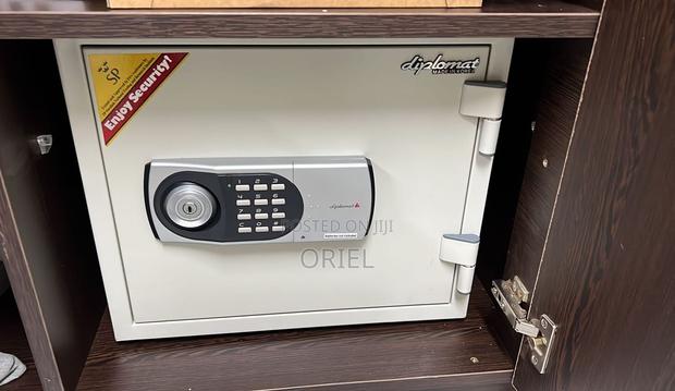 Office Safe : 31kg Diplomat Digital Safe Model 119ek - thumbnail 12