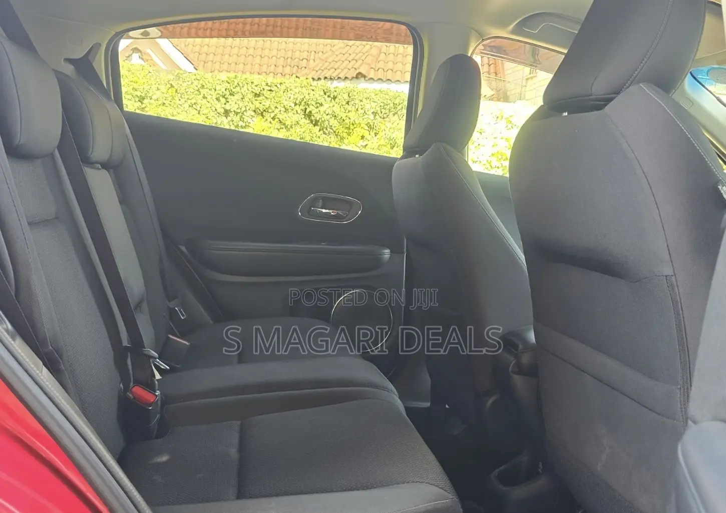 Honda Vezel 1.5 Hybrid 2WD 2018 Red