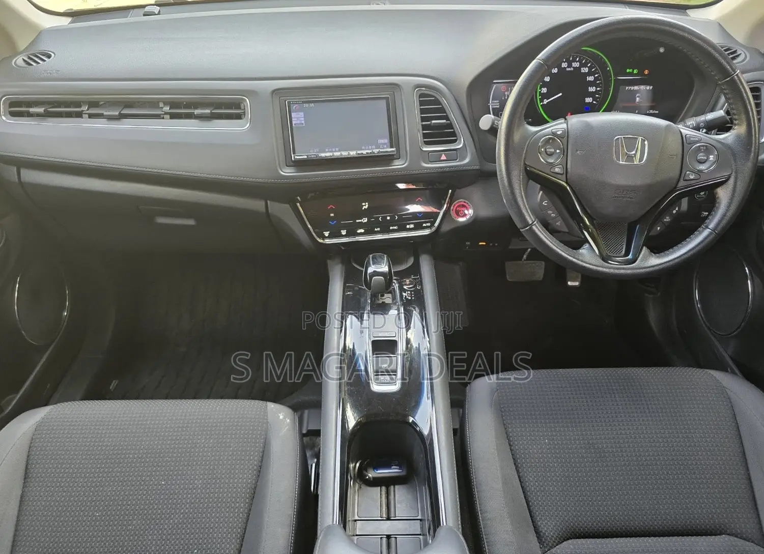 Honda Vezel 1.5 Hybrid 2WD 2018 Red