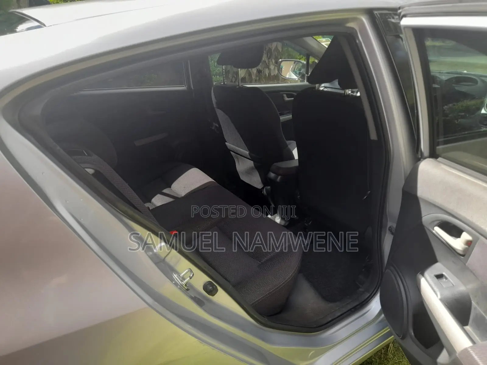Honda Insight LX 2011 Silver
