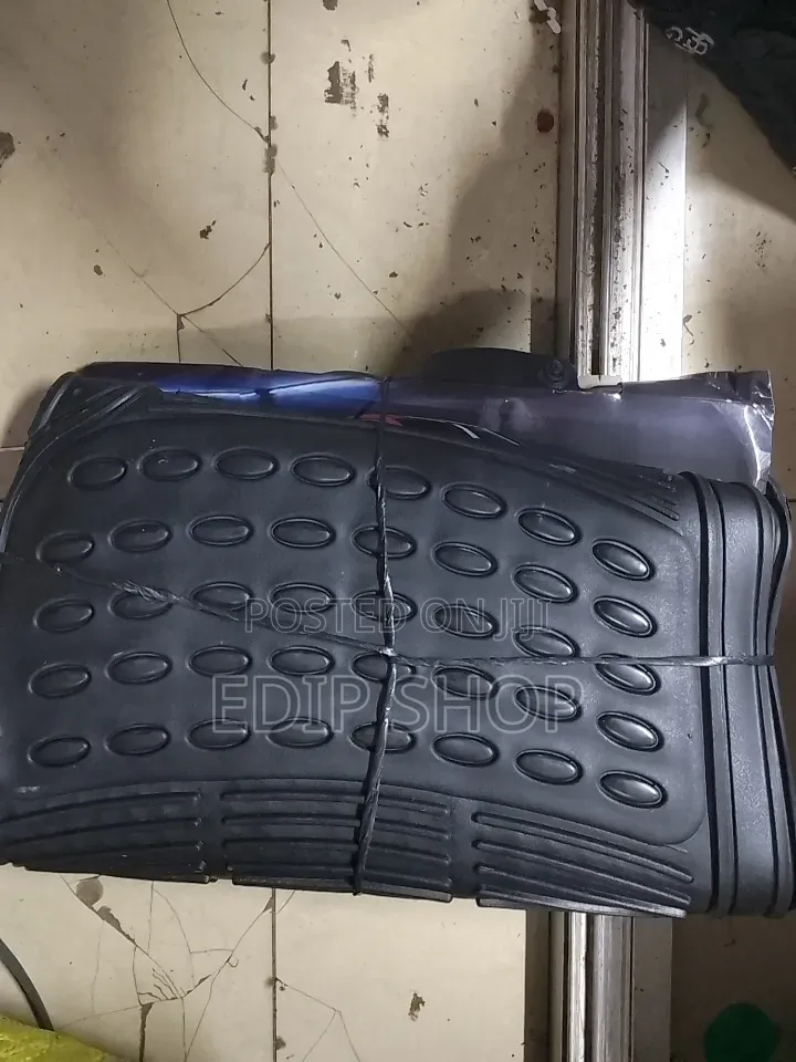 Universal Car Floor Mat