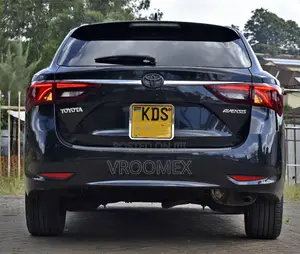 Toyota Avensis 2017 Black