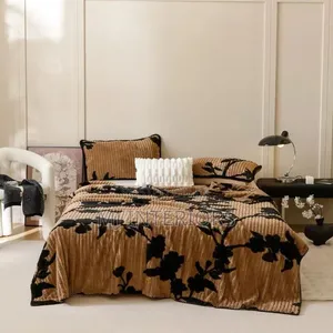 Soft Cloud Flowered Fleece Blankets