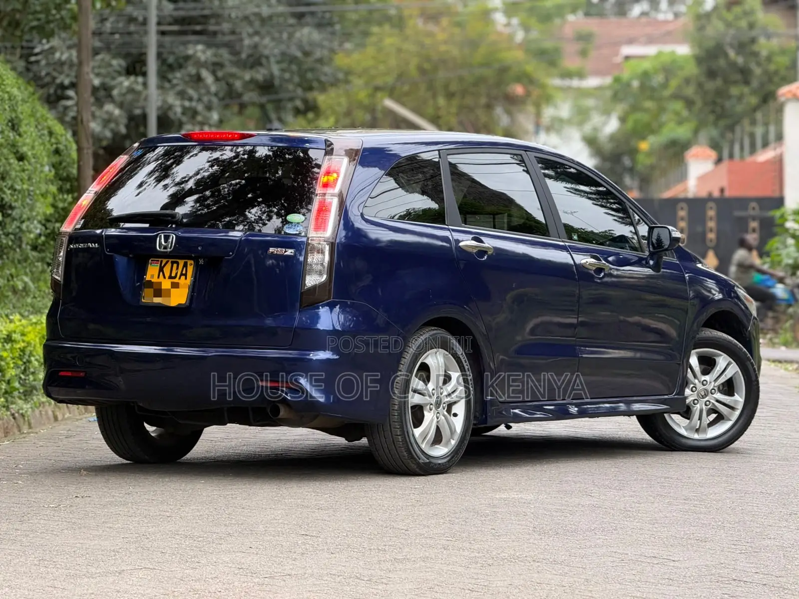 Honda Stream 2013 Blue