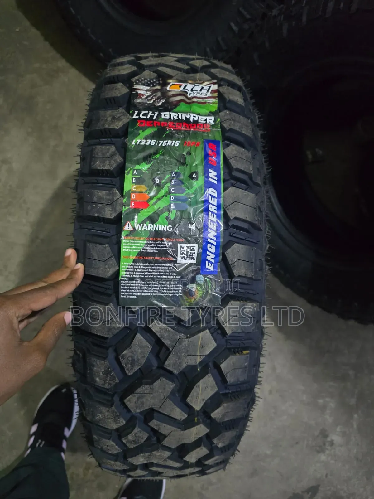 235/65r17 LCH