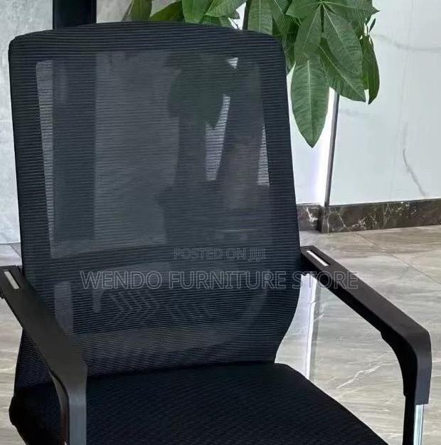 Office Chair; Mesh Visitors Office Chair With Sled Basement - thumbnail 5