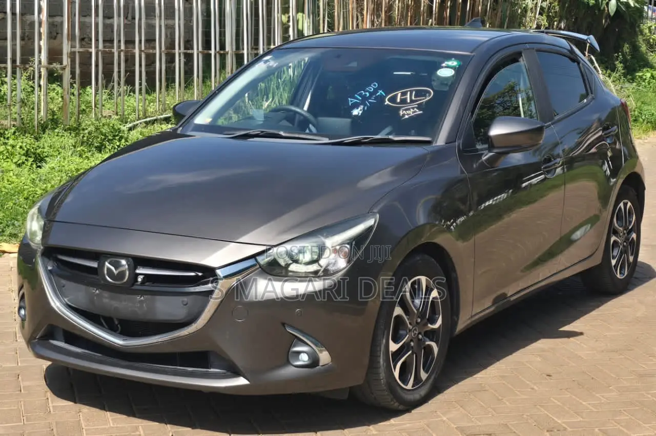 Mazda Demio 2018 Gray