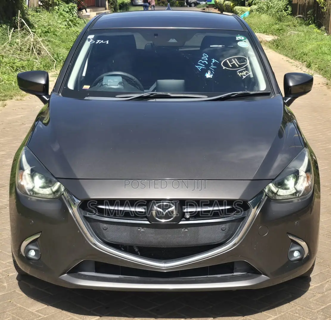 Mazda Demio 2018 Gray