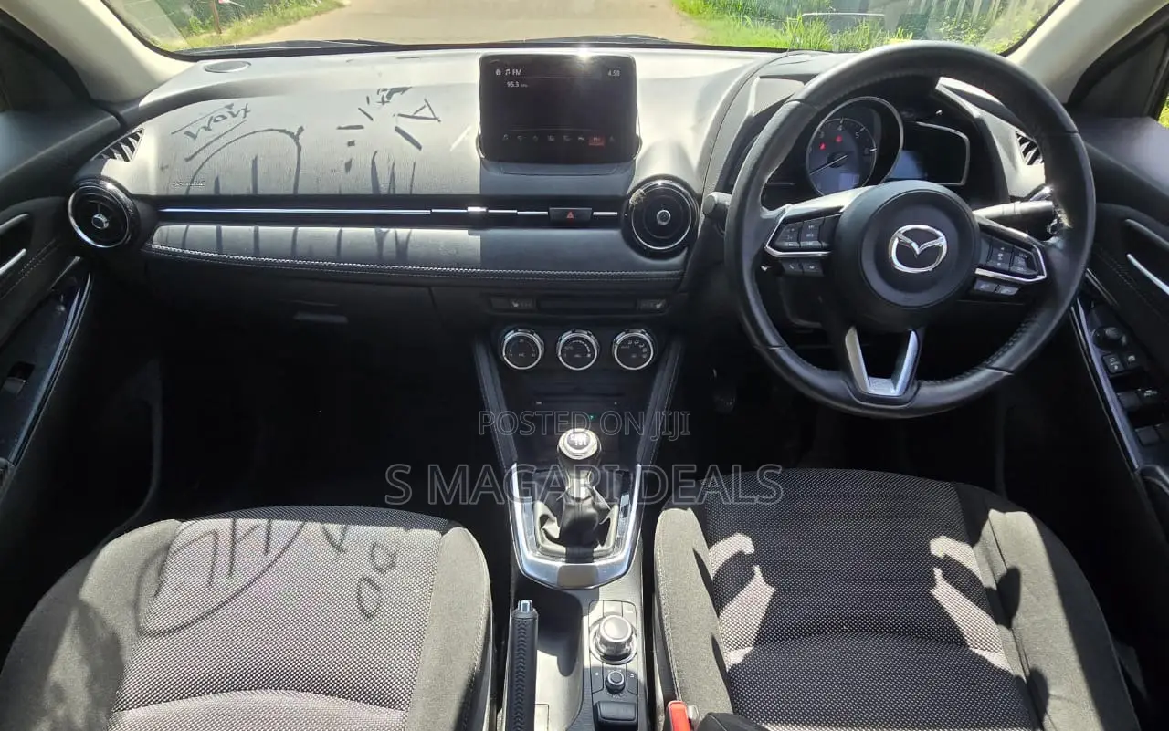Mazda Demio 2018 Gray