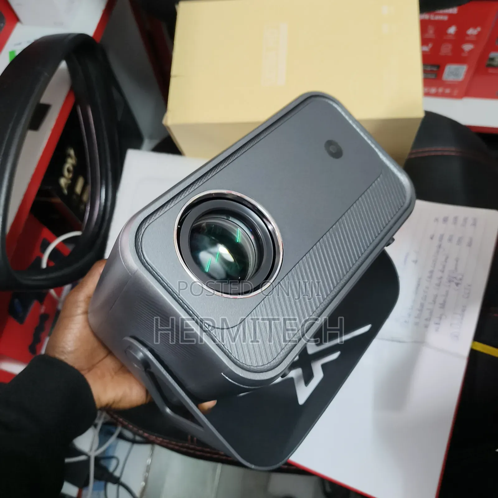Cy 900 Projector Resolution
