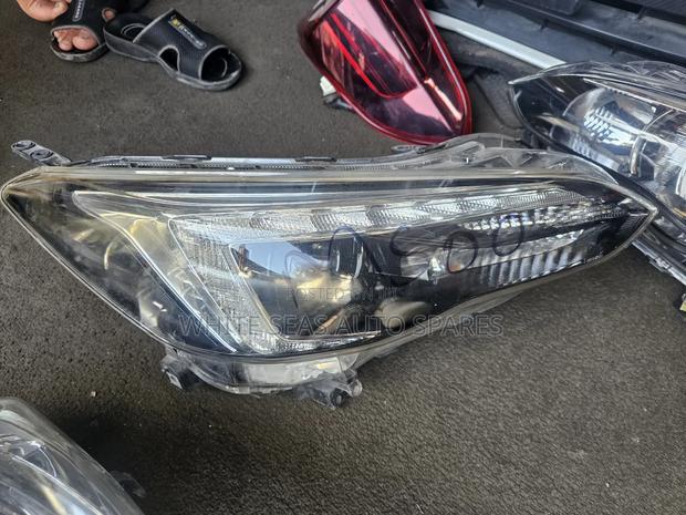 Subaru Xv(Gp7) 2018 Headlight