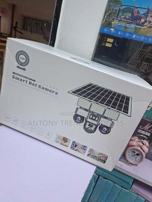 Triple Lens Solar Security Camera With Night Vision Audio