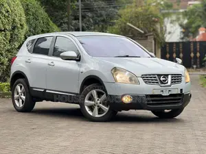 Nissan Dualis 2010 Silver