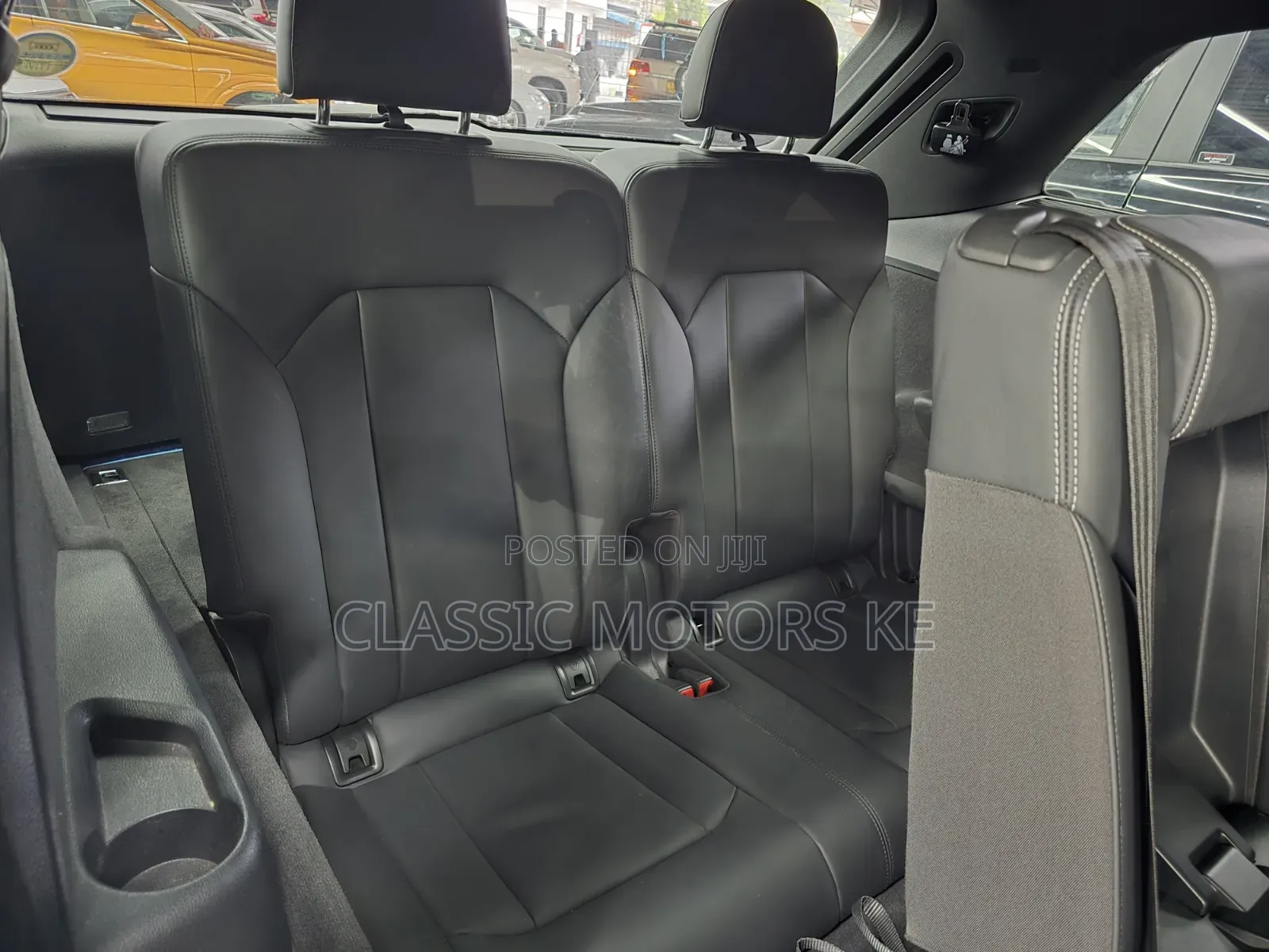 Audi Q7 45 SE Premium AWD quattro 2019 White