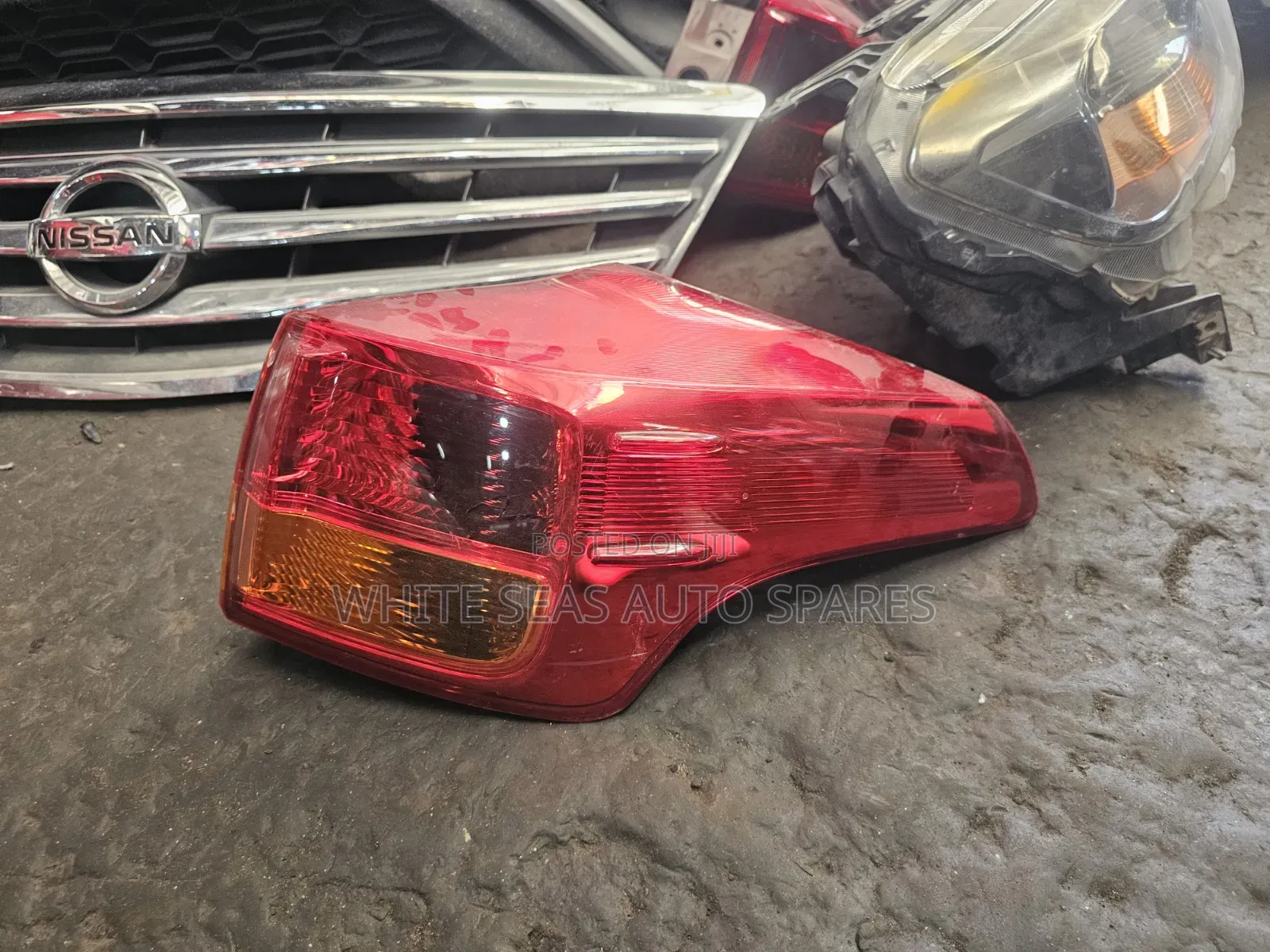 Rav 4 2015 Taillight