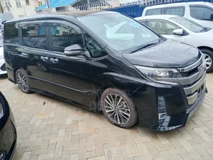 Toyota Noah 2.0 FWD (7 Seater) 2019 Black