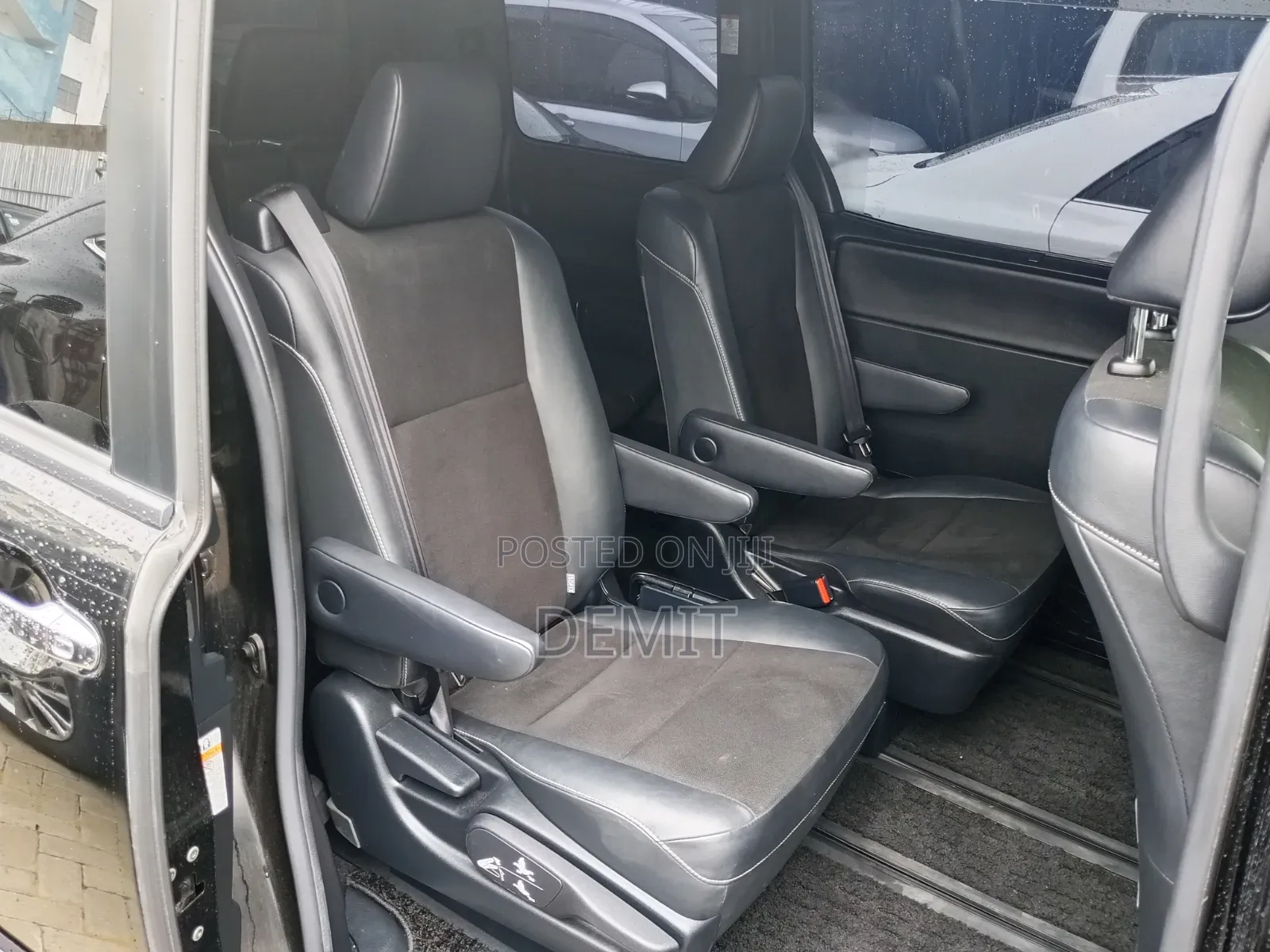Toyota Noah 2.0 FWD (7 Seater) 2019 Black
