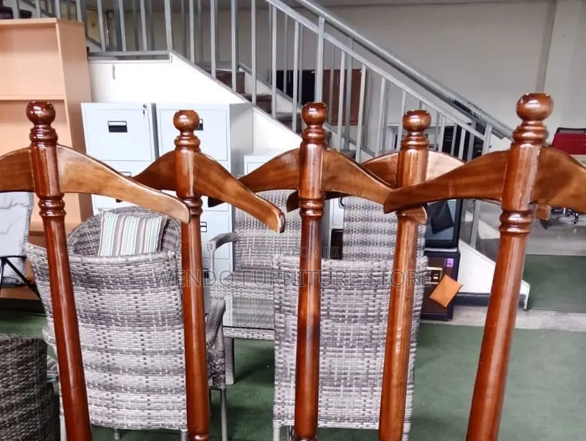 Hangers; Mahogany Executive Coat Acquree Hangers