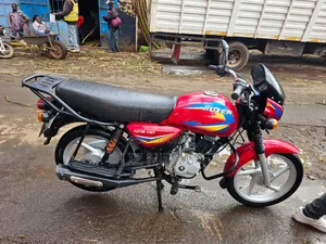 Bajaj Boxer 125 2025 Red