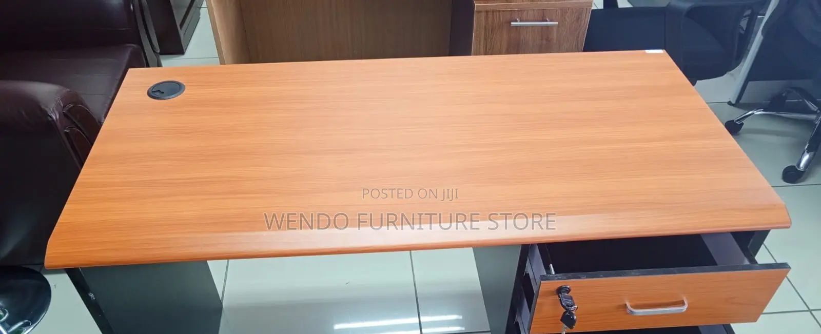Office Desk; 1200mm Brown Top Desk With Drawers