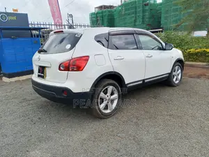 Nissan Dualis 2012 White