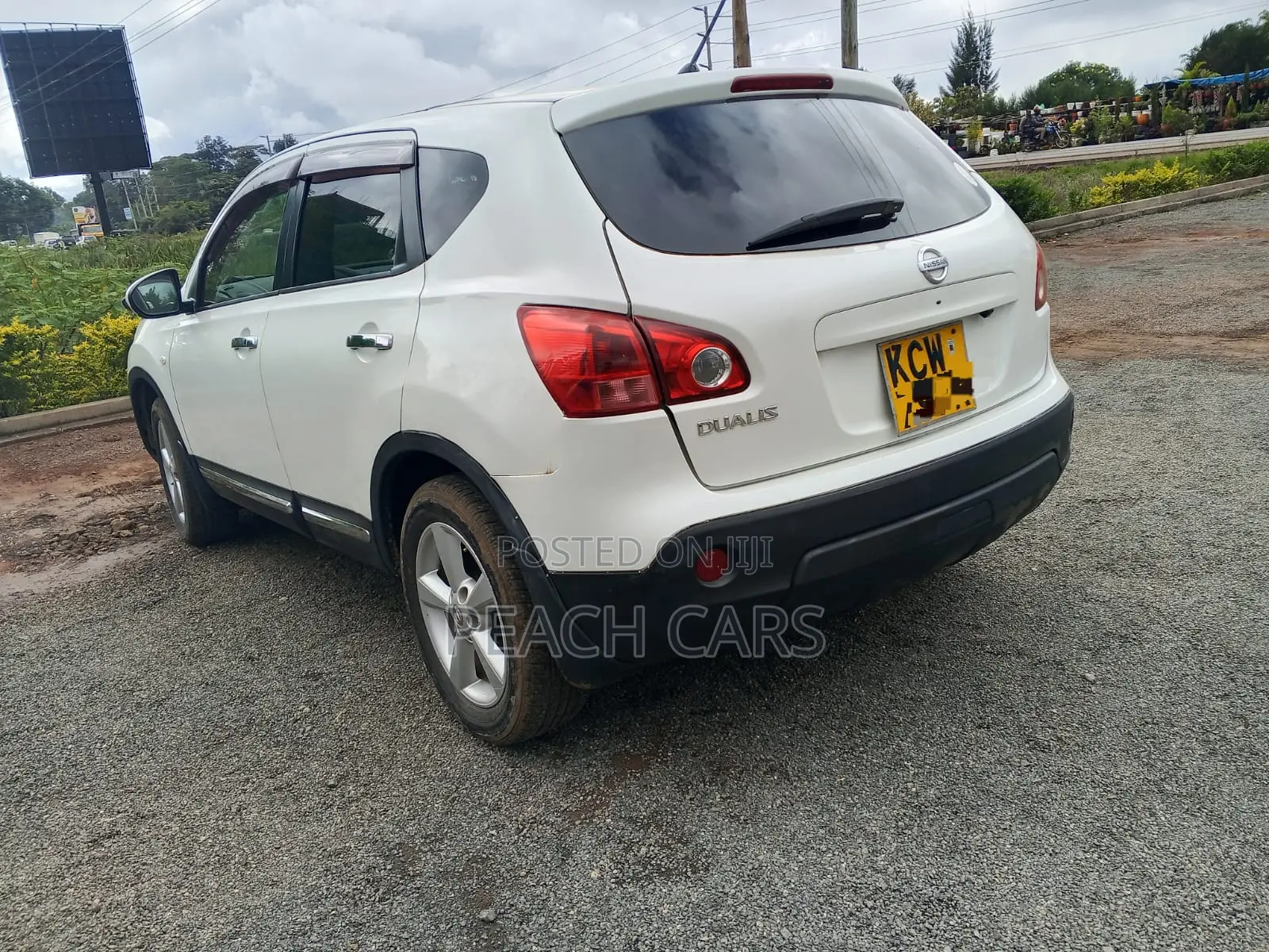 Nissan Dualis 2012 White