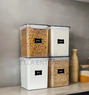 Restocked 4pcs Bpa Free Airtight Food Storage Containers.