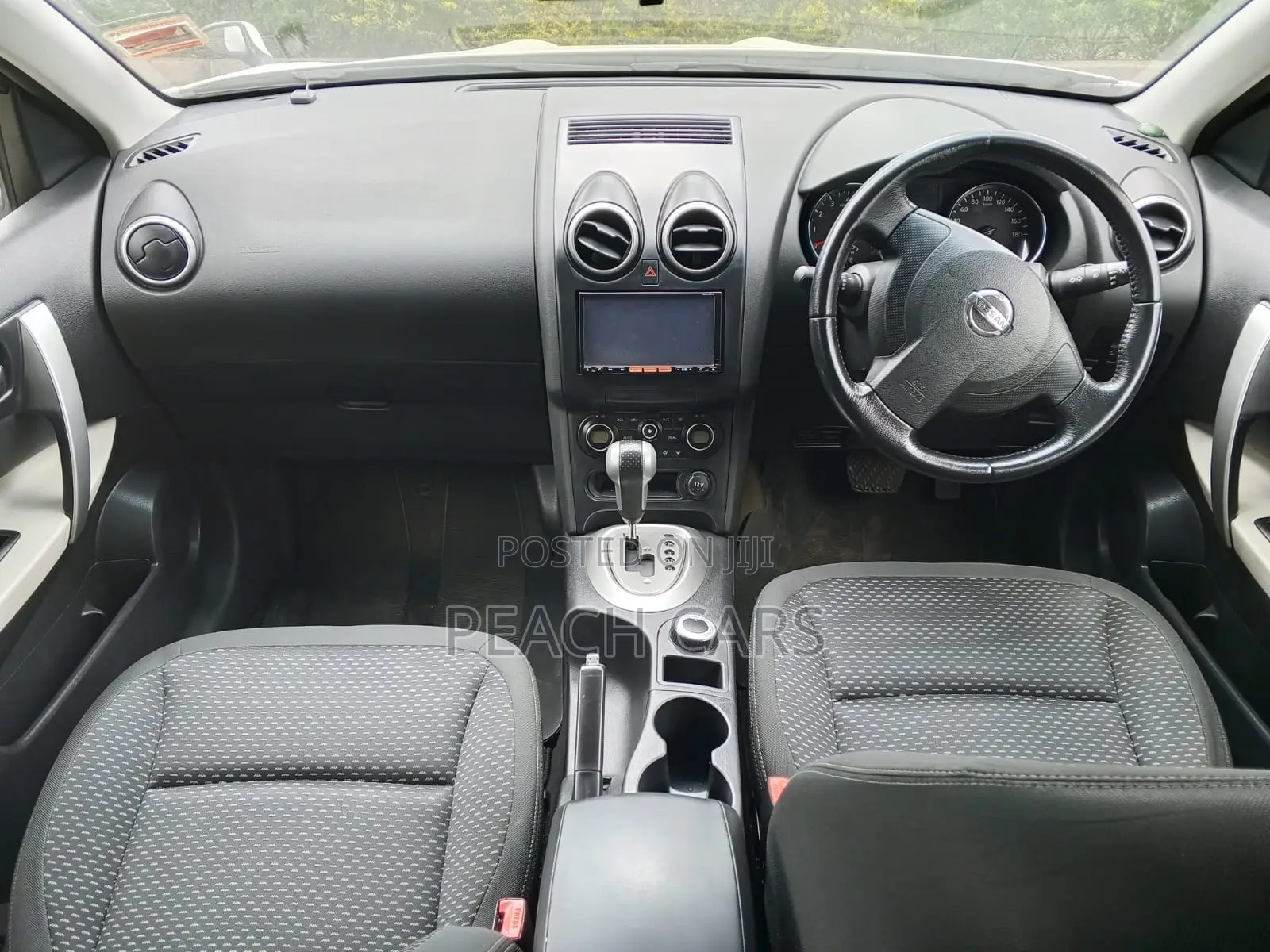 Nissan Dualis 2012 White