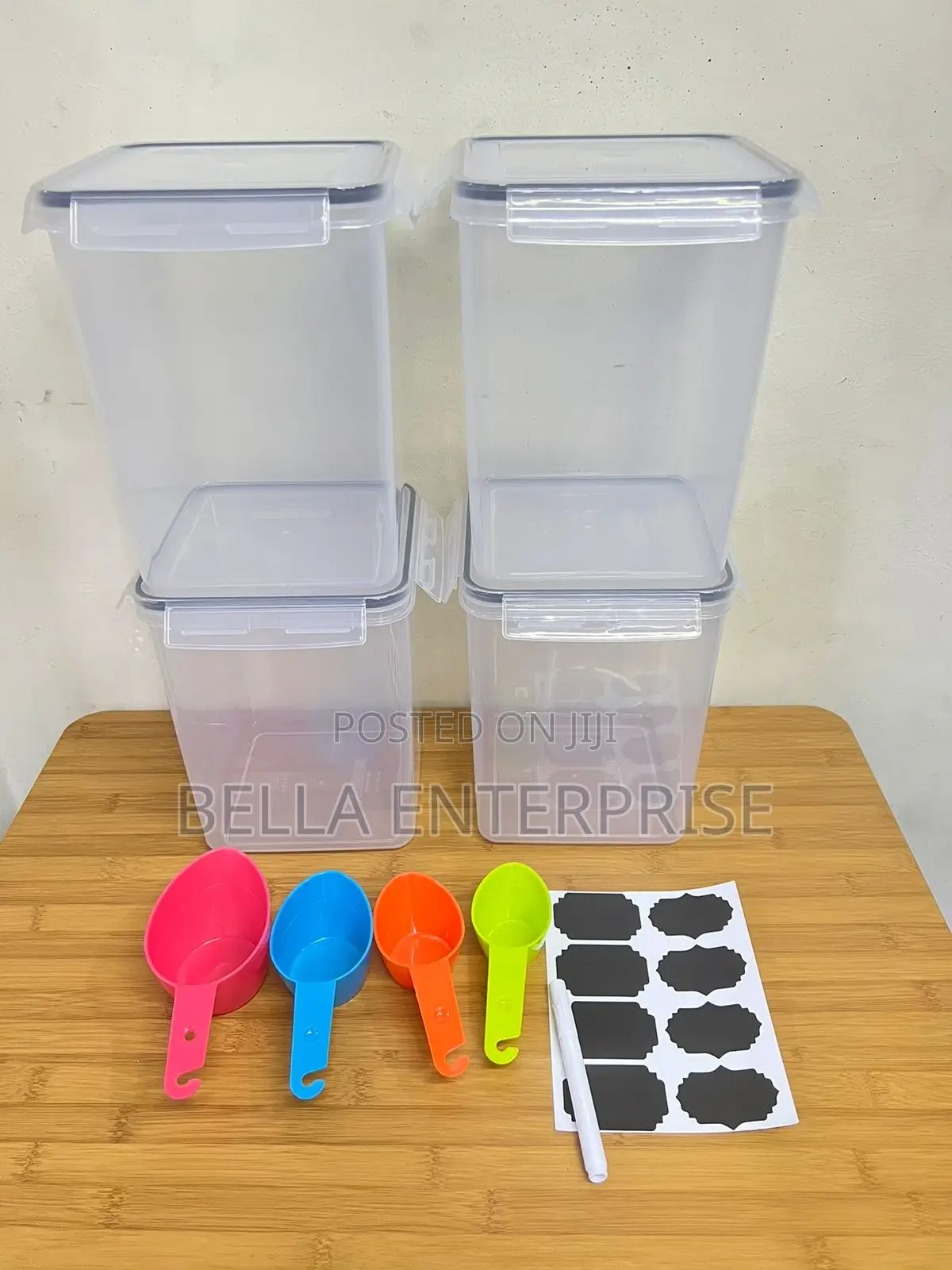 Restocked 4pcs Bpa Free Airtight Food Storage Containers.
