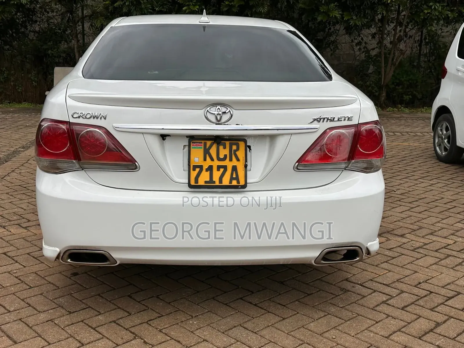 Toyota Crown 2012 White