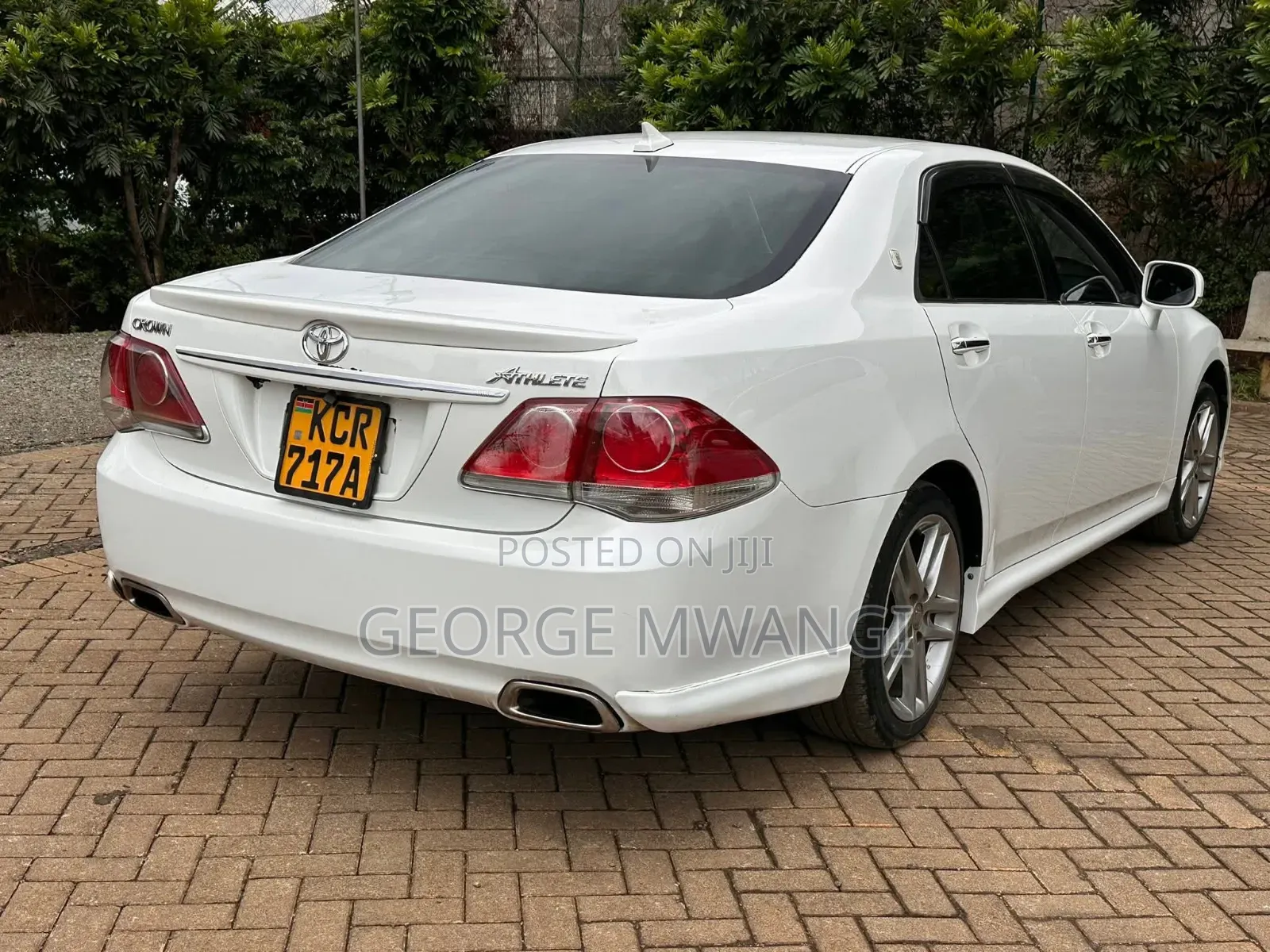 Toyota Crown 2012 White