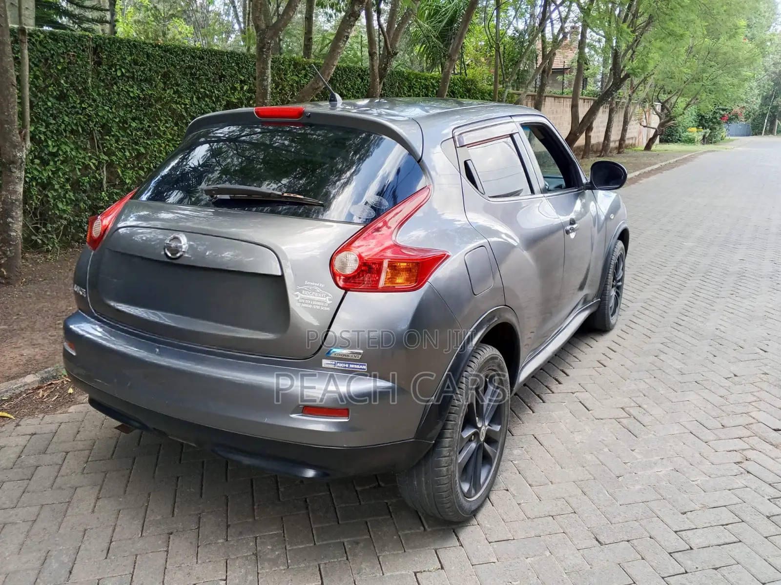 Nissan Juke S 2011 Gray