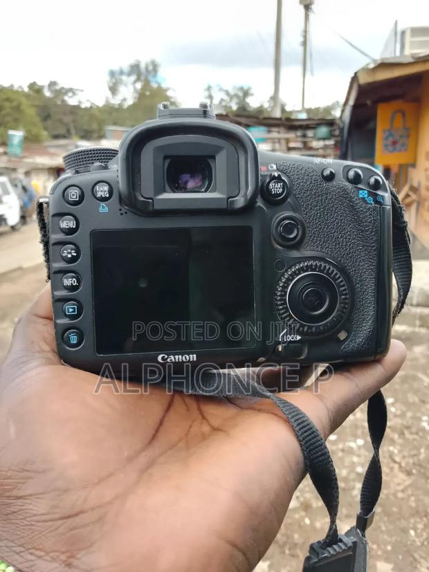 Canon 7d Camera - thumbnail 6