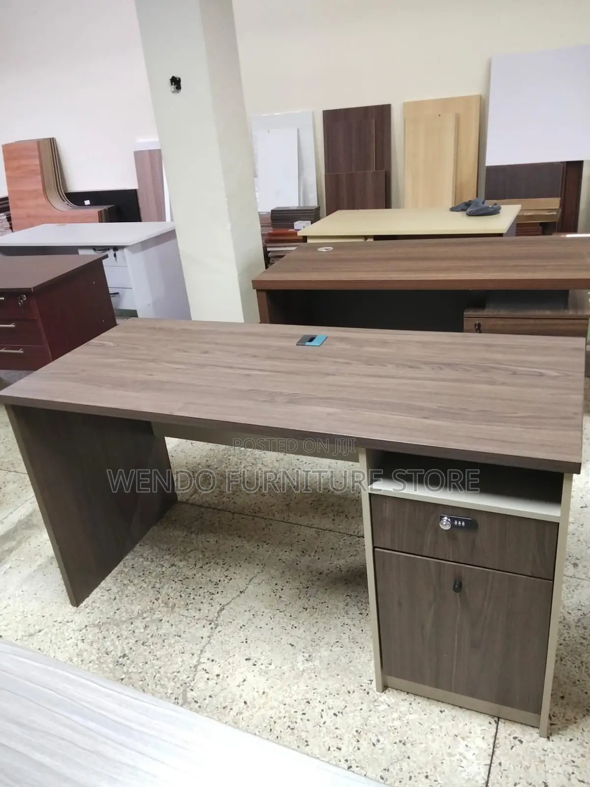 Office Desk; 1.4 Meters Executive Wooden Home Office Staff Table
