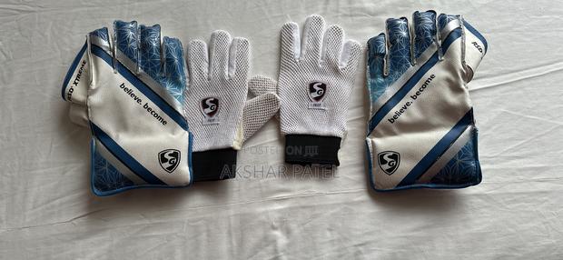 Wicket Keeping Gloves for Cricket - thumbnail 3