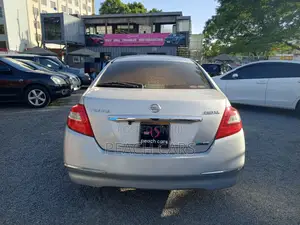 Nissan Teana 2011 Silver