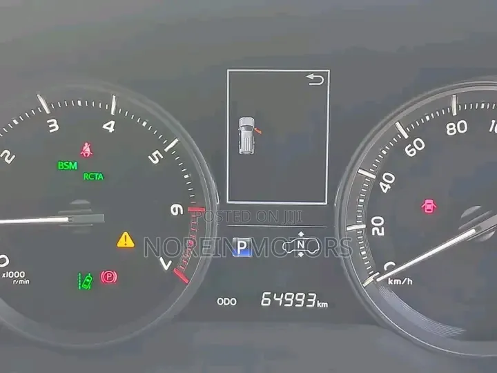 Toyota Land Cruiser 4.6 V8 ZX 2019 White