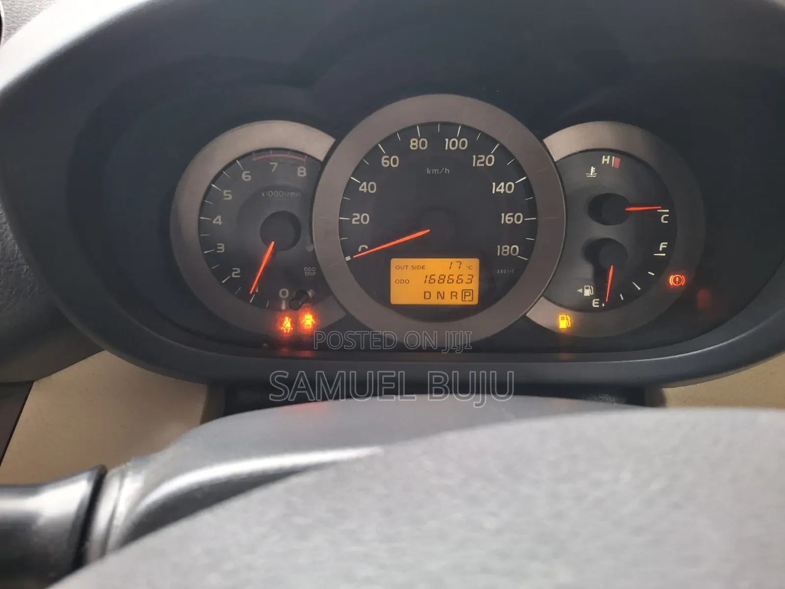 Toyota Vanguard 2011 White