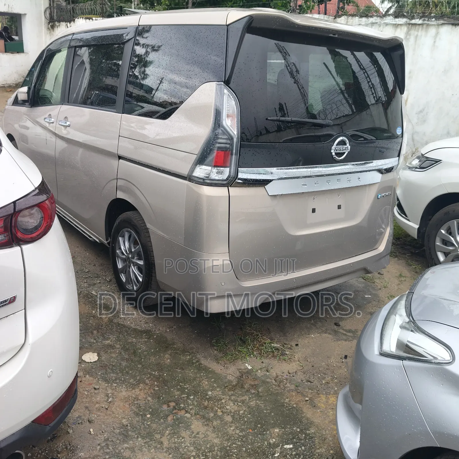 Nissan Serena 2019 Ivory