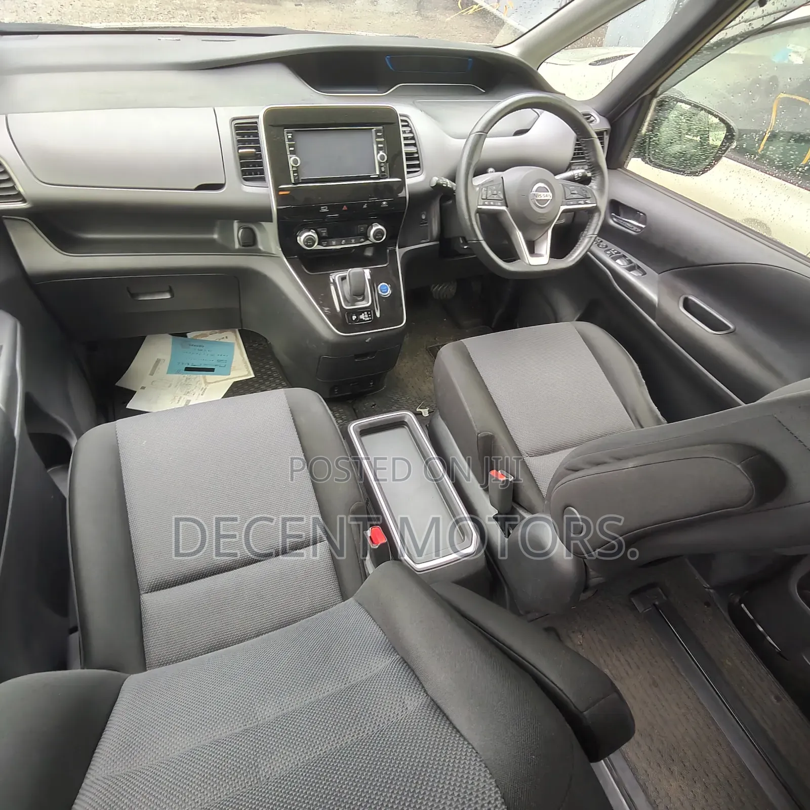 Nissan Serena 2019 Ivory