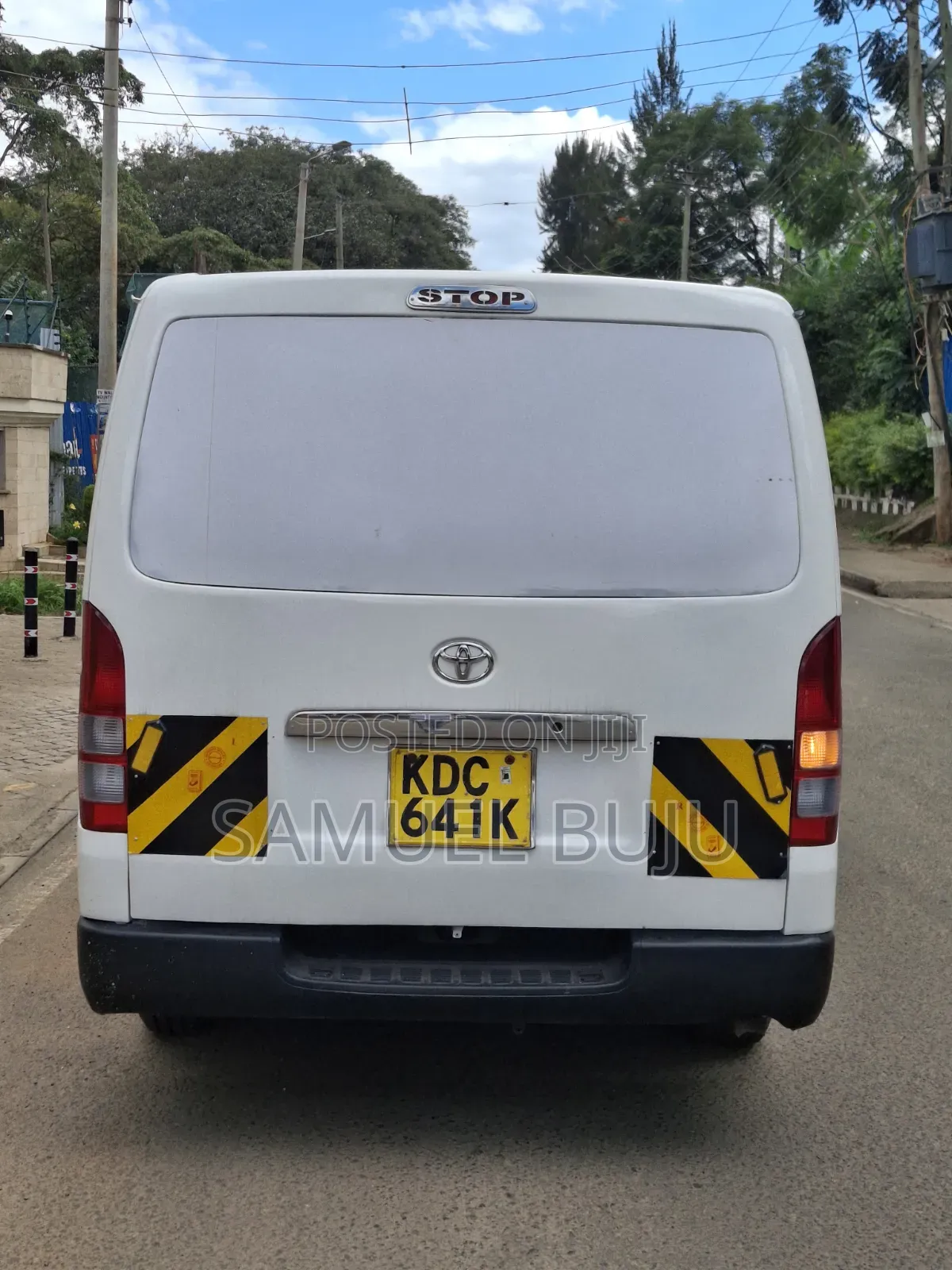 Toyota HiAce 2014 White