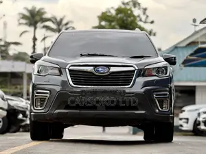Subaru Forester 2.5i Premium AWD 2018 Gray