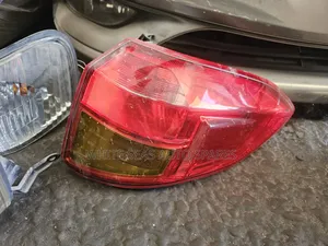 Suzuki Escudo Taillight
