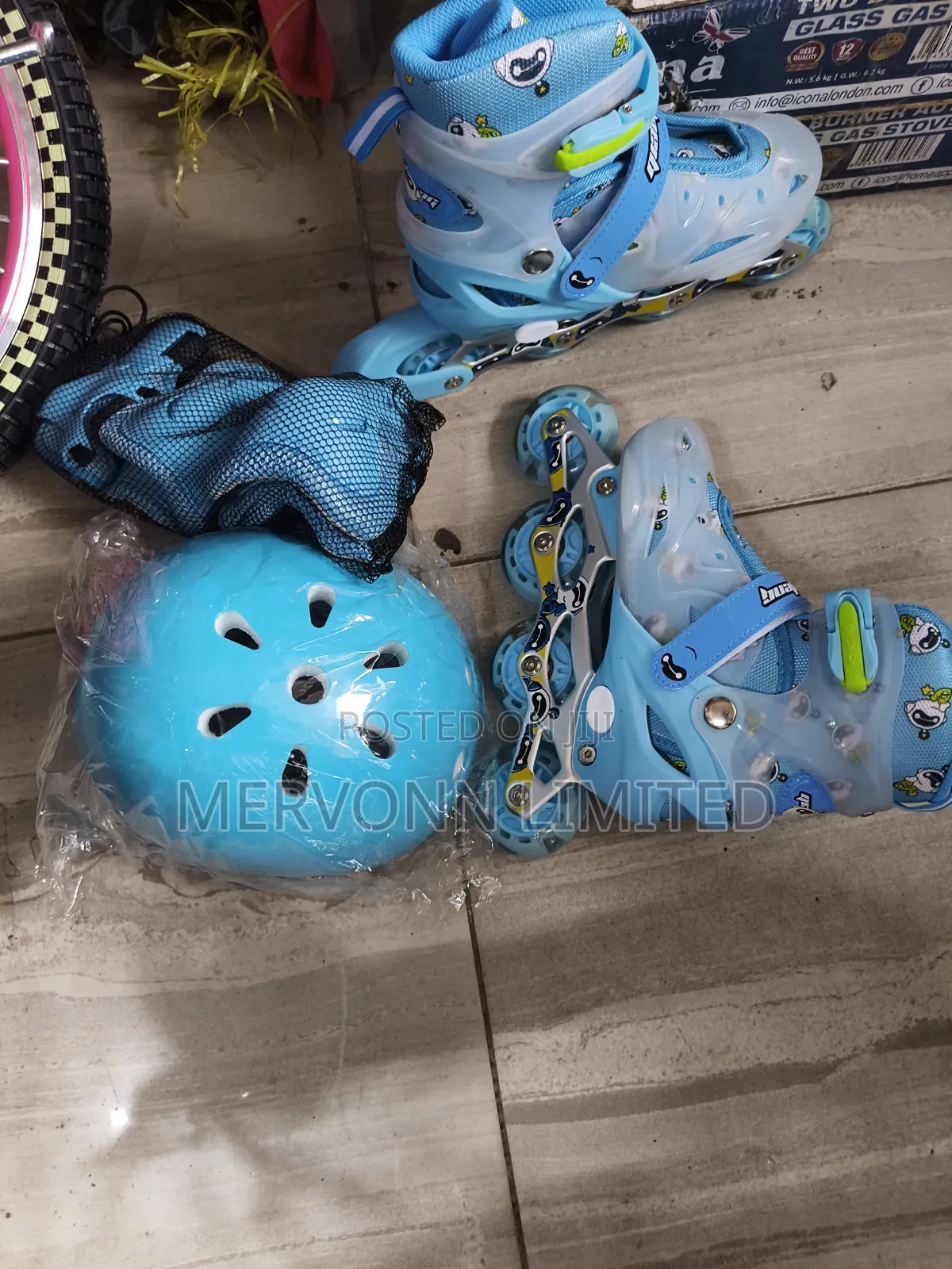 Skates Set