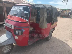 Piaggio 2014 Red