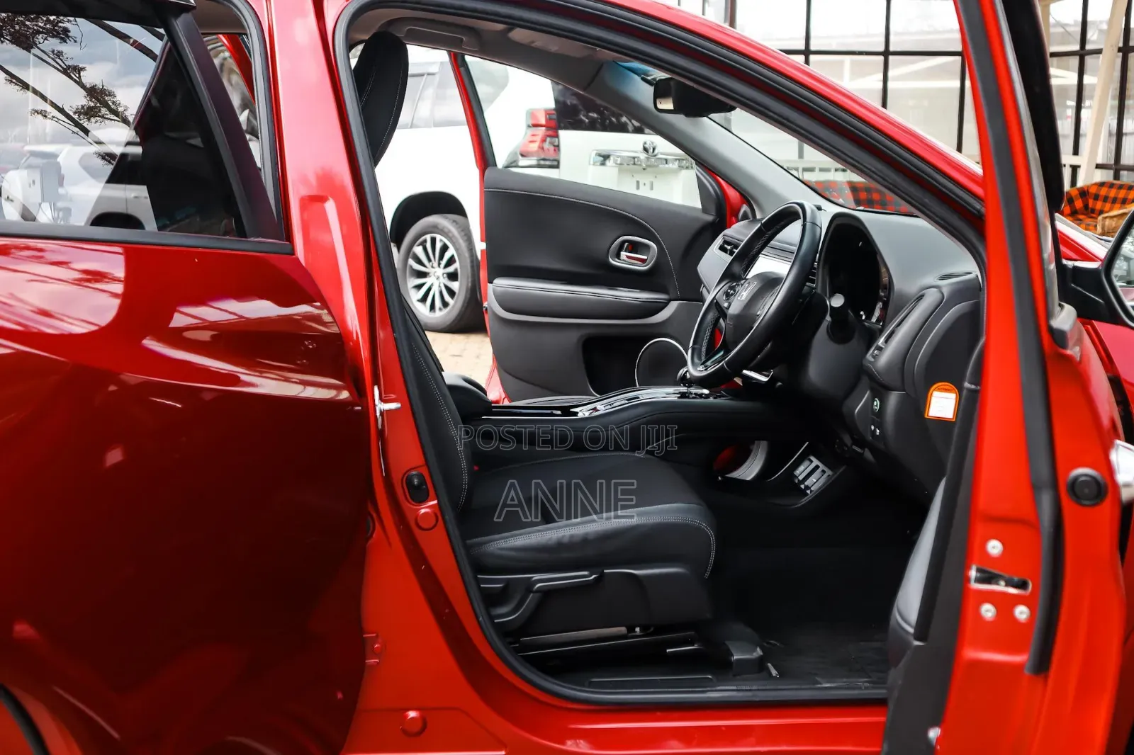 Honda Vezel 2019 Red